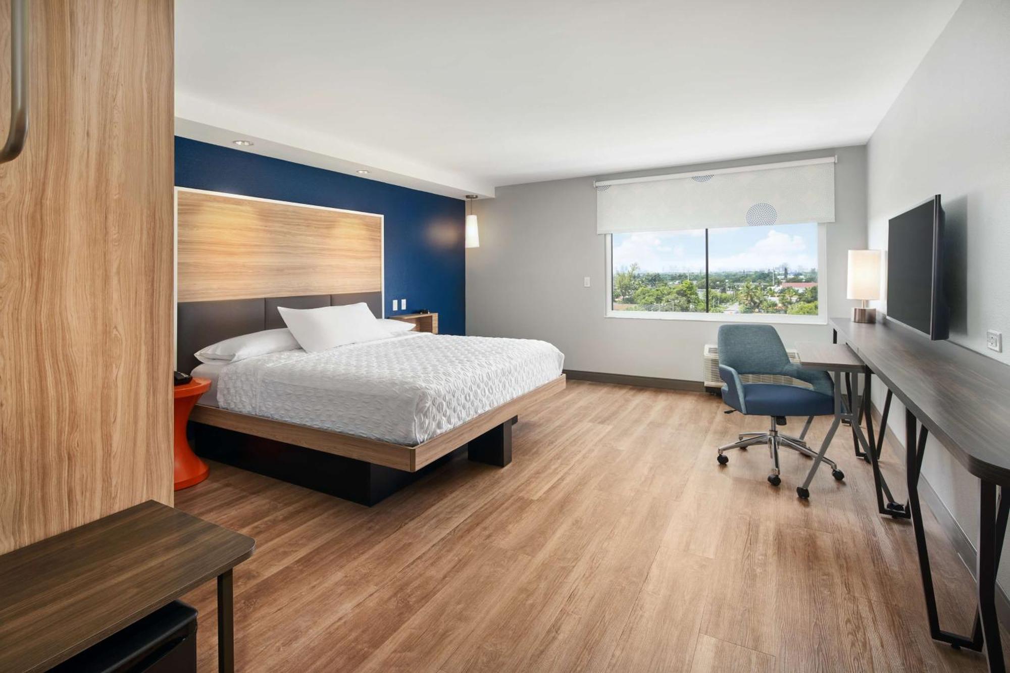 Отель Tru By Hilton Ft Lauderdale Airport Дания-Бич Экстерьер фото