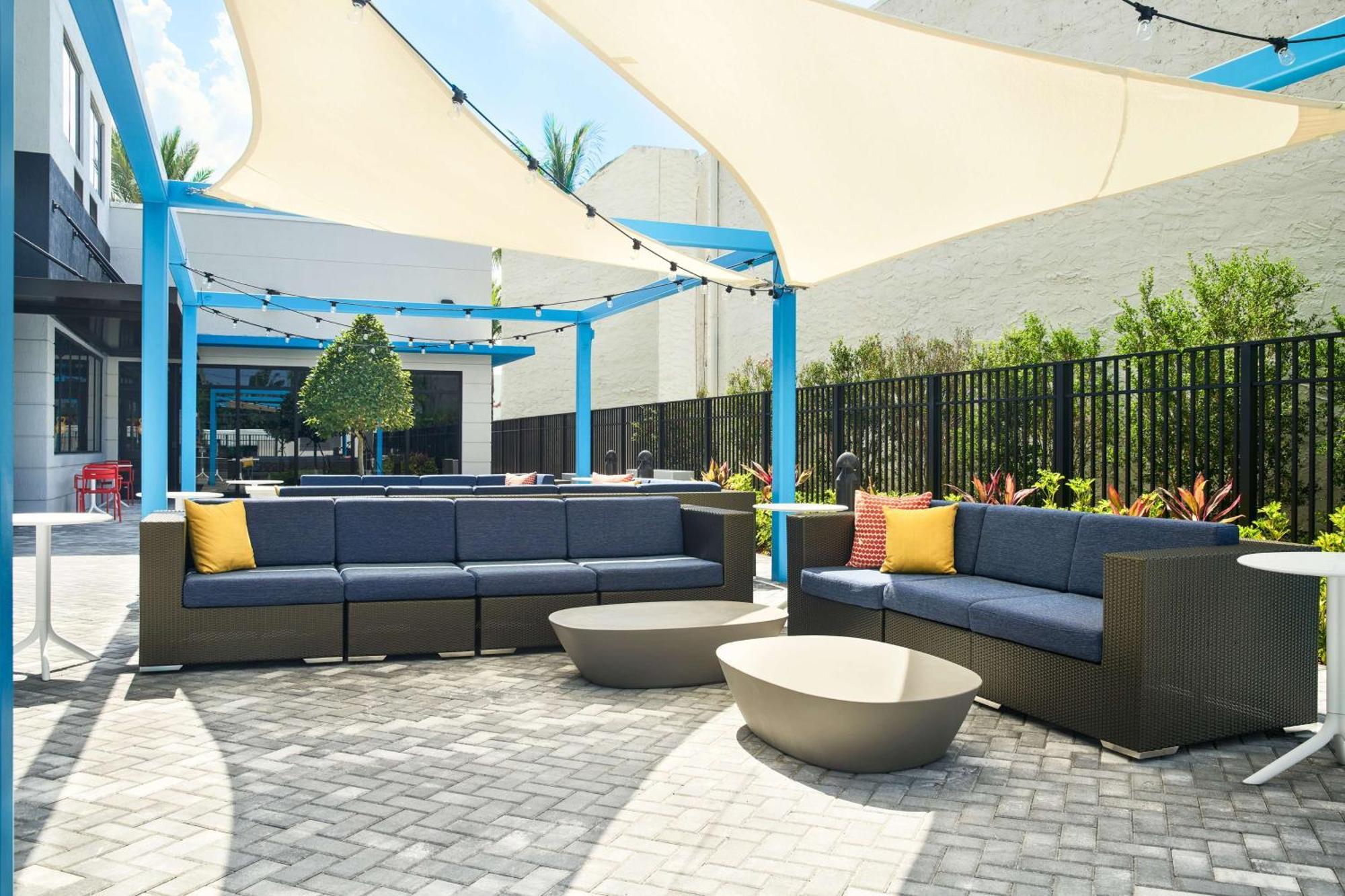 Отель Tru By Hilton Ft Lauderdale Airport Дания-Бич Экстерьер фото